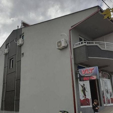 Hostel „Ж" Gradsko Luaran gambar