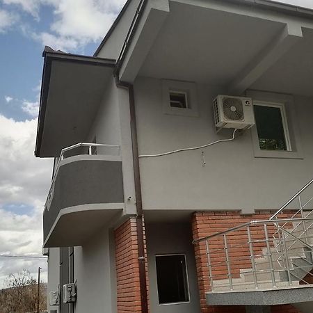 Hostel „Ж" Gradsko Luaran gambar