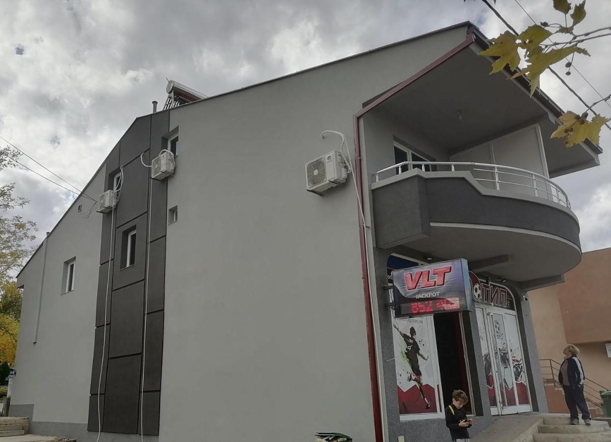 Hostel „Ж" Gradsko Luaran gambar