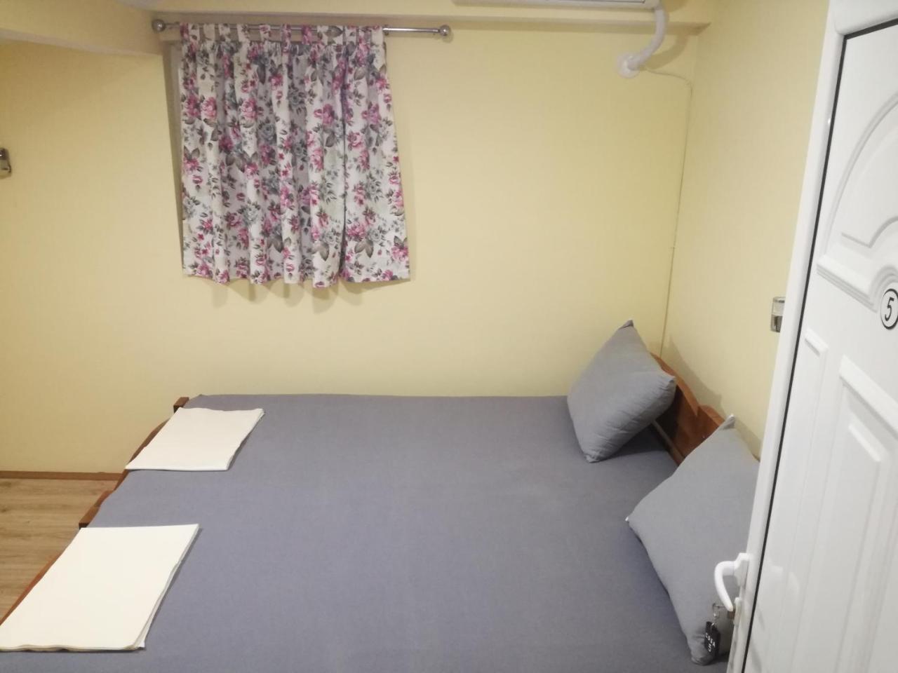 Hostel „Ж" Gradsko Luaran gambar